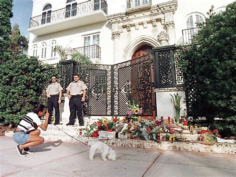 sala gianni versace|gianni versace death scene.